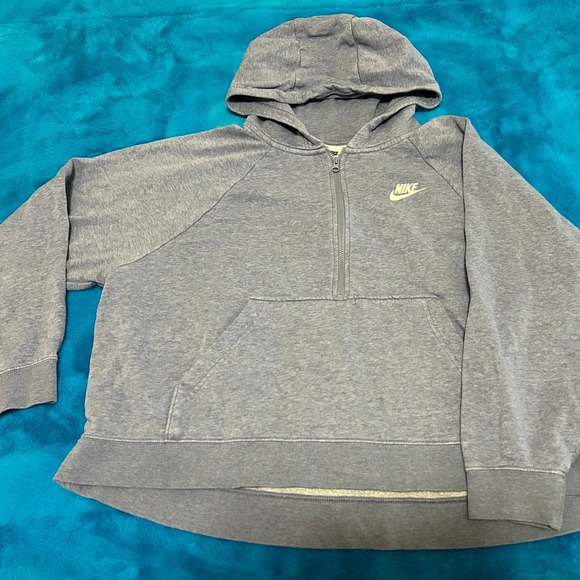 Nike Heather Blue 1/2 zip Pullover Women’s size Medium - Picture 3 of 11